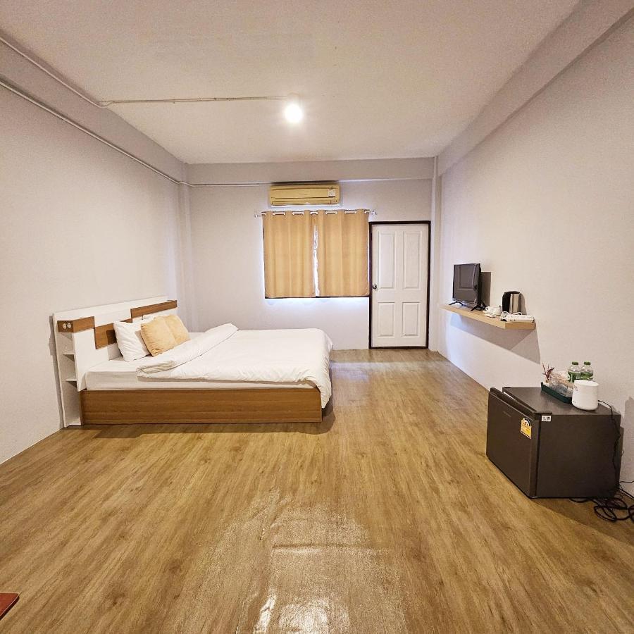 Kaneang Apartment-กันเองอพาร์ทเมนท์ 乔木提恩海滩 外观 照片