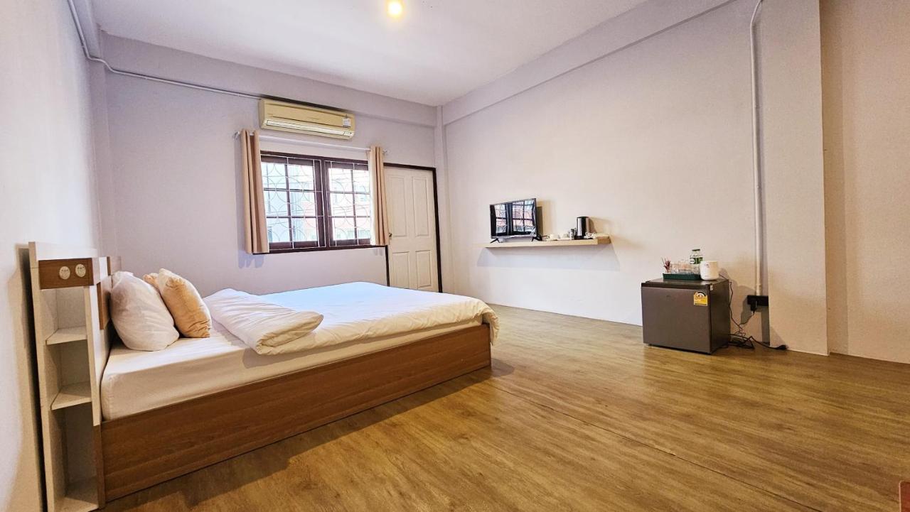Kaneang Apartment-กันเองอพาร์ทเมนท์ 乔木提恩海滩 外观 照片